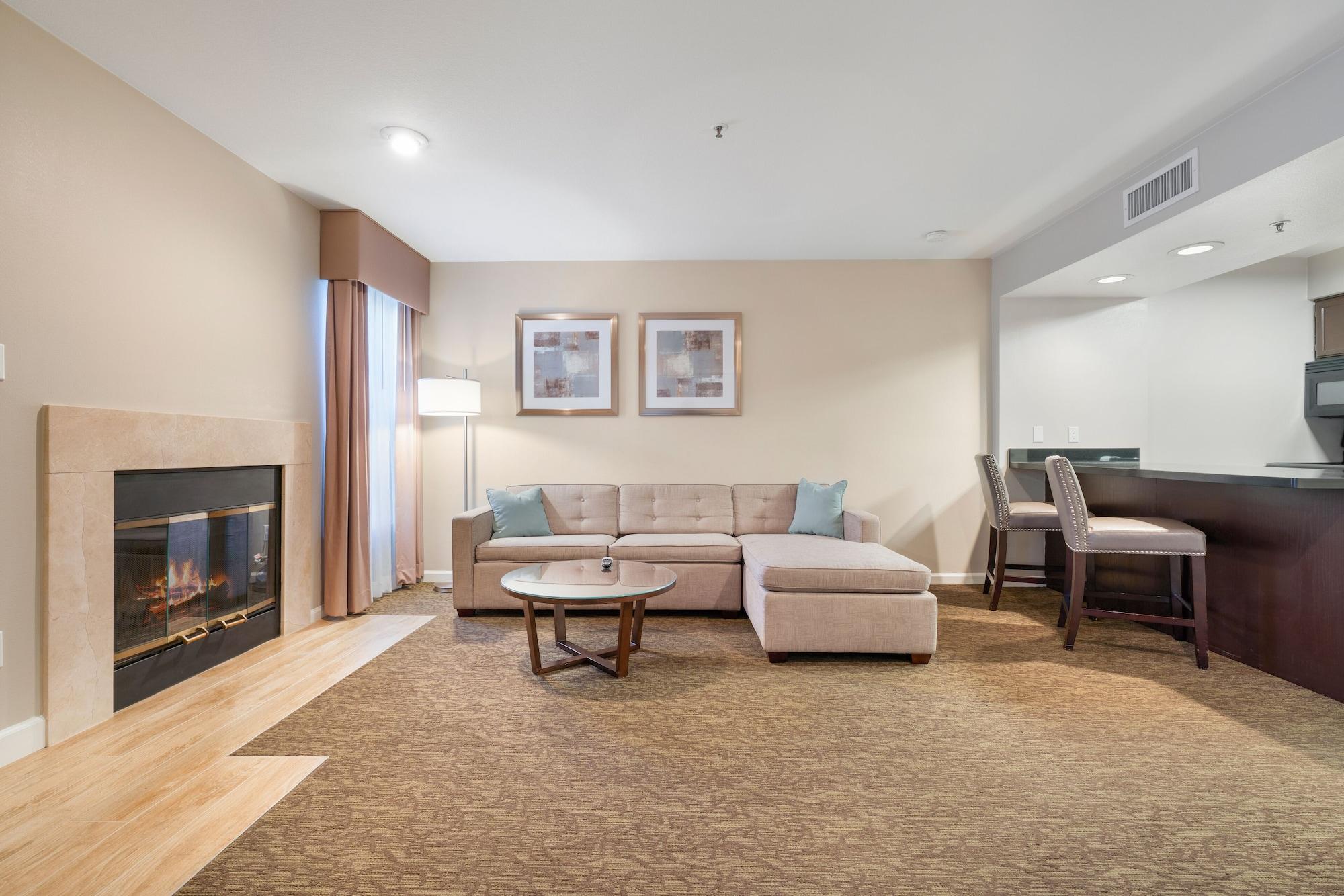 Chase Suites Brea-Fullerton - North Orange County Bagian luar foto