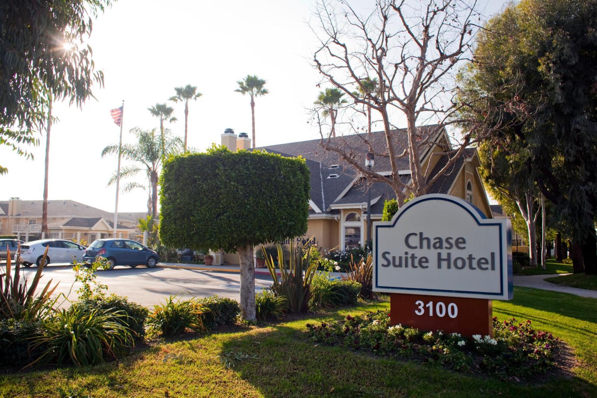 Chase Suites Brea-Fullerton - North Orange County Bagian luar foto