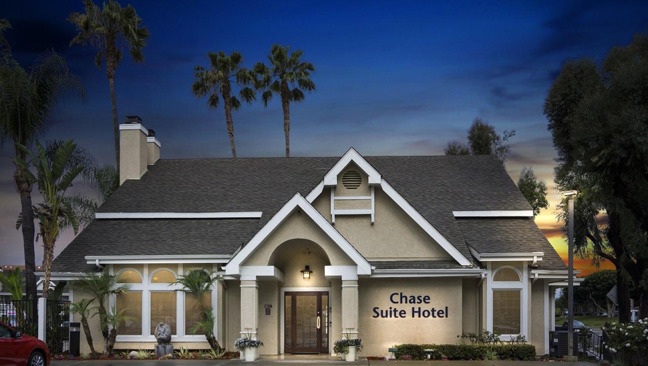 Chase Suites Brea-Fullerton - North Orange County Bagian luar foto