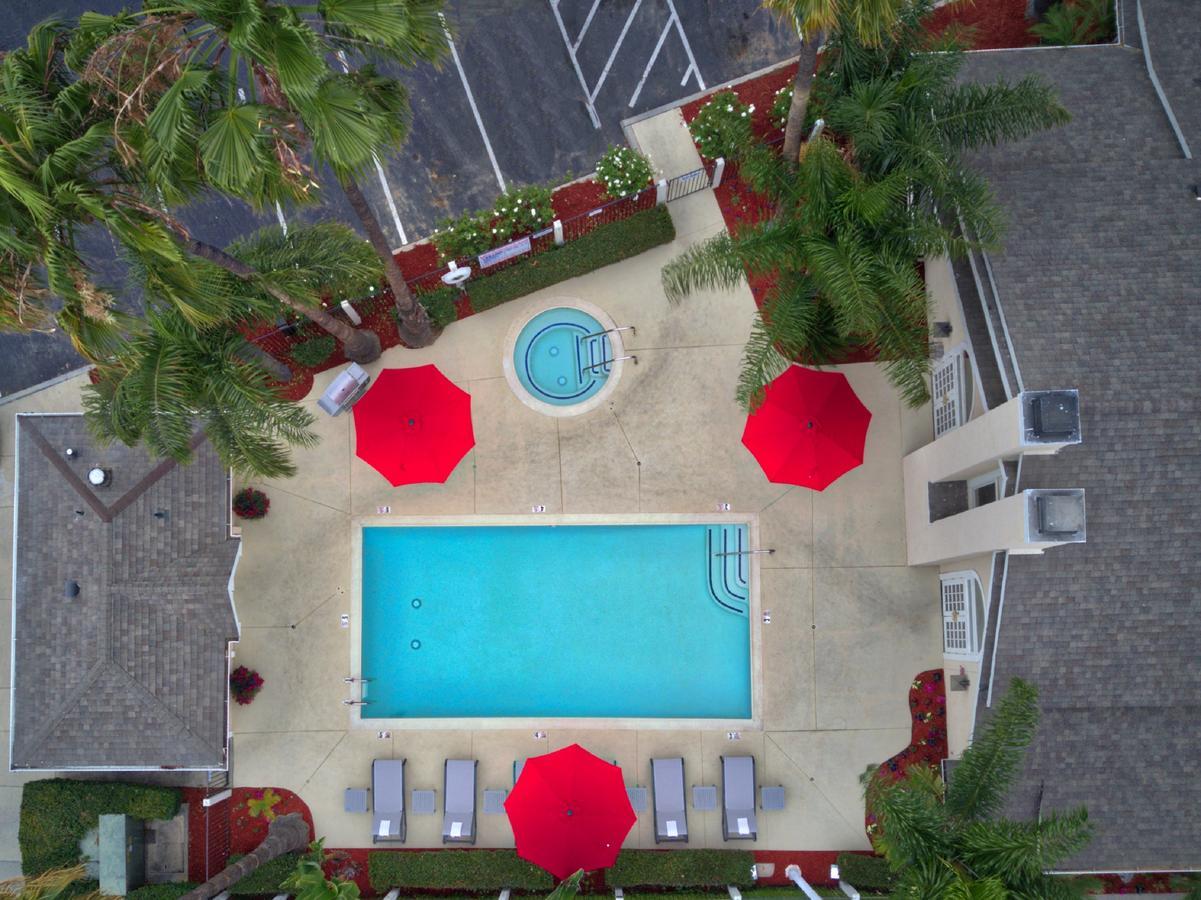 Chase Suites Brea-Fullerton - North Orange County Bagian luar foto