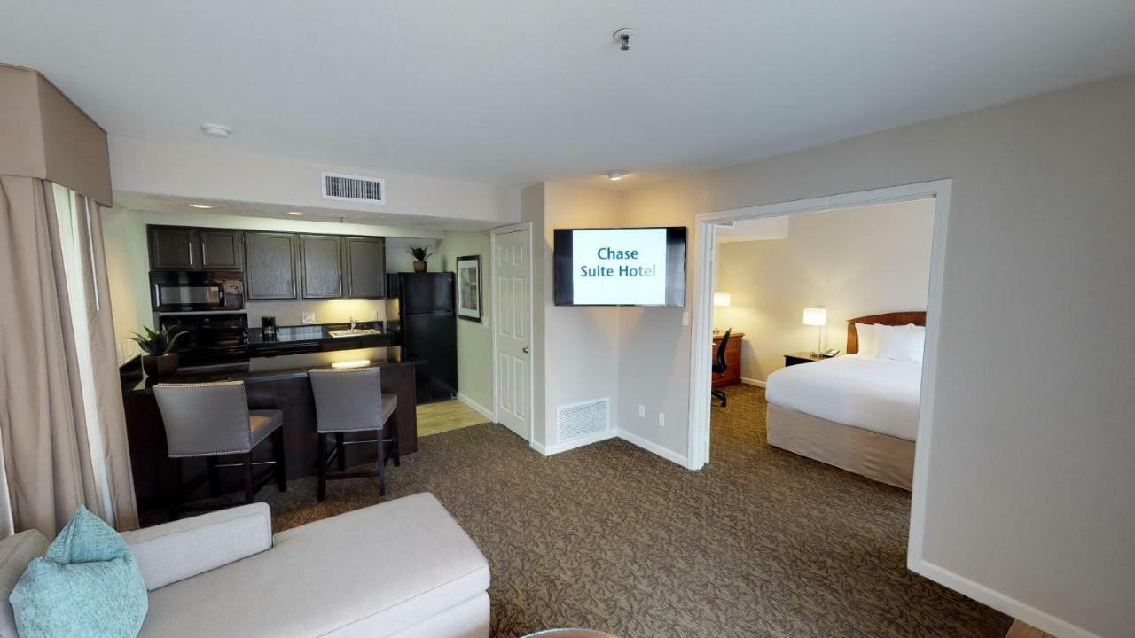 Chase Suites Brea-Fullerton - North Orange County Bagian luar foto